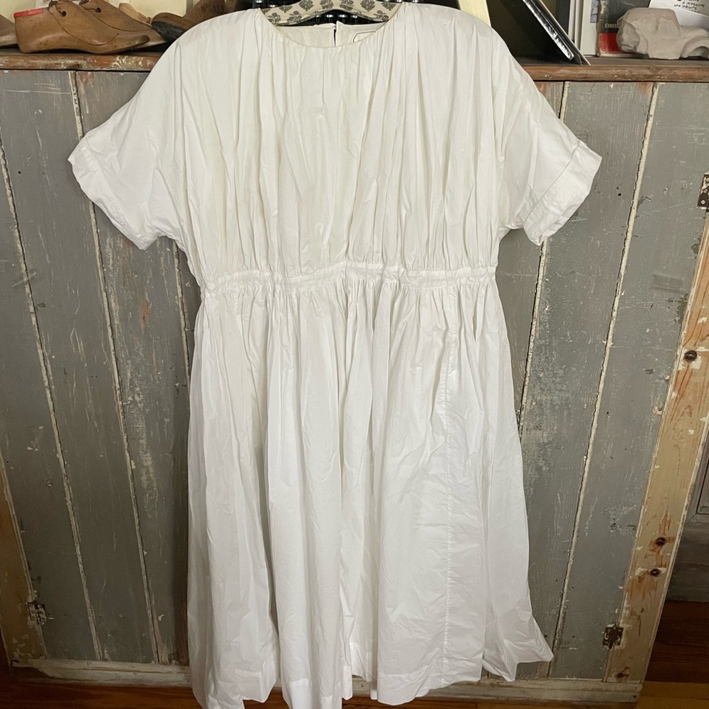 Elegant White Dress ECOLE DE CURIOSITES - Picture 2 of 8